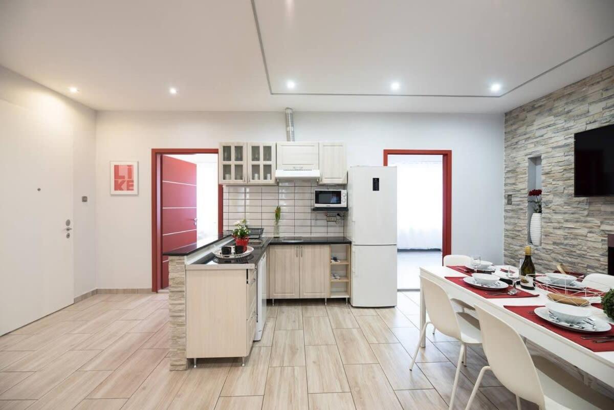 Ultra Central Large Home With Ac And Balcony Budapest Exterior photo