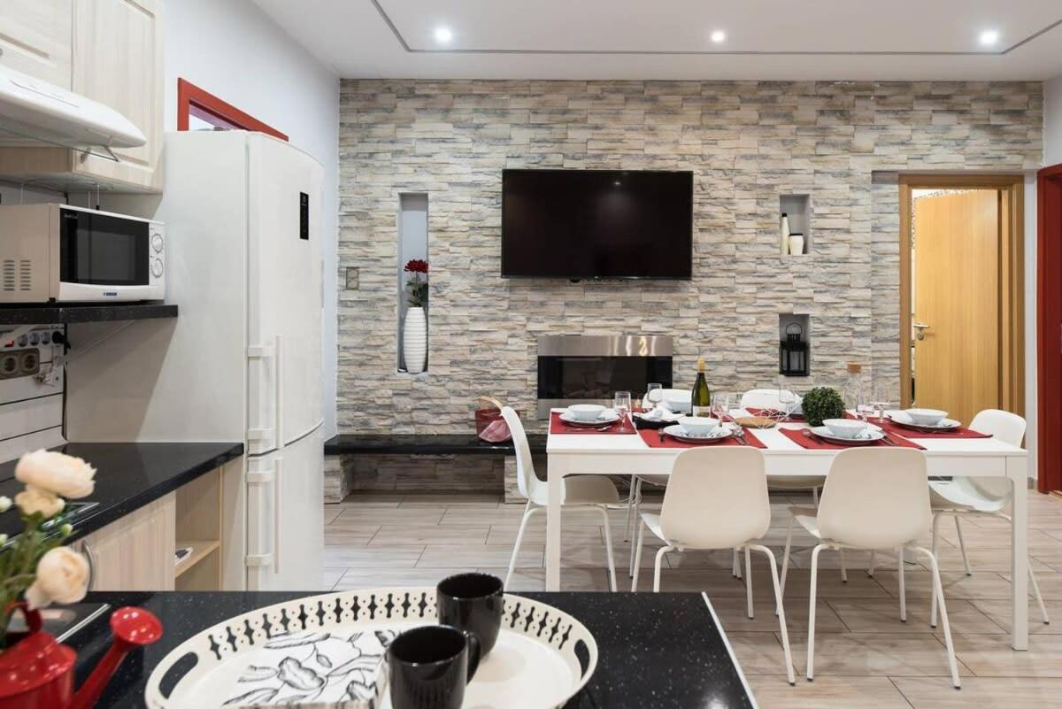 Ultra Central Large Home With Ac And Balcony Budapest Exterior photo